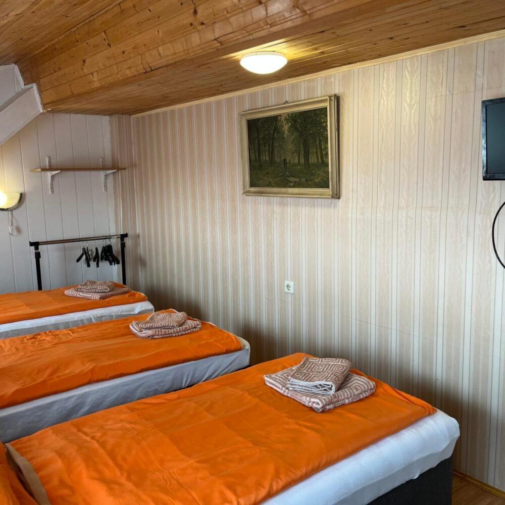 Bed and Breakfast Lenzl's Panzió Szigetvár Exterior foto